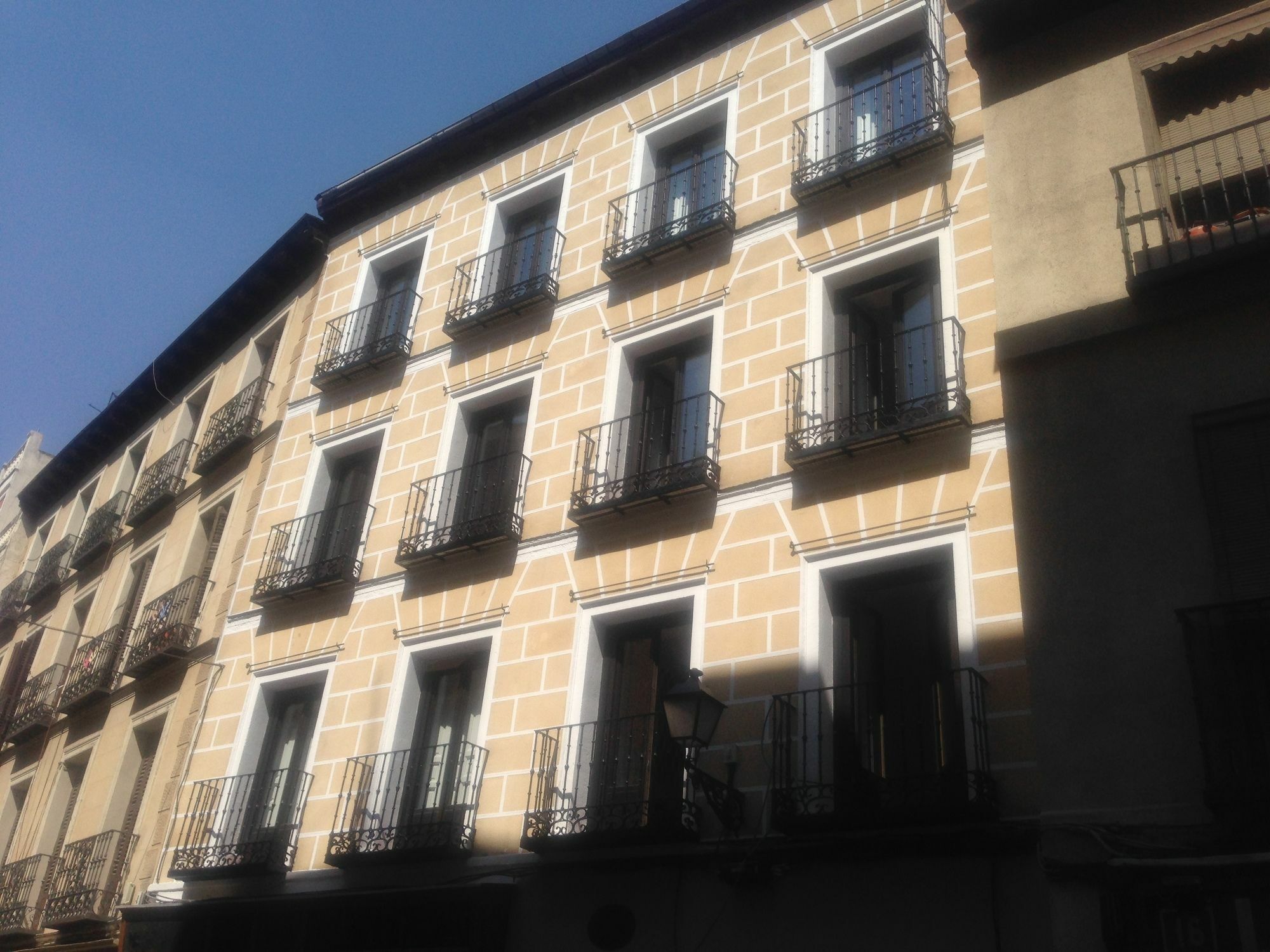 Welcomer Apartments La Latina Madrid Exterior foto